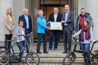 Fahrradfreundlicher Arbeitgeber: Landratsamt Augsburg mit silbernem Zertifikat ausgezeichnet